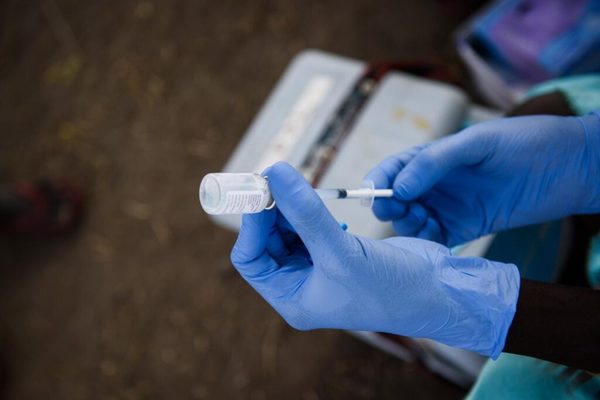 Preparan logística para la llegada de vacunas contra el coronavirus | OnLivePy