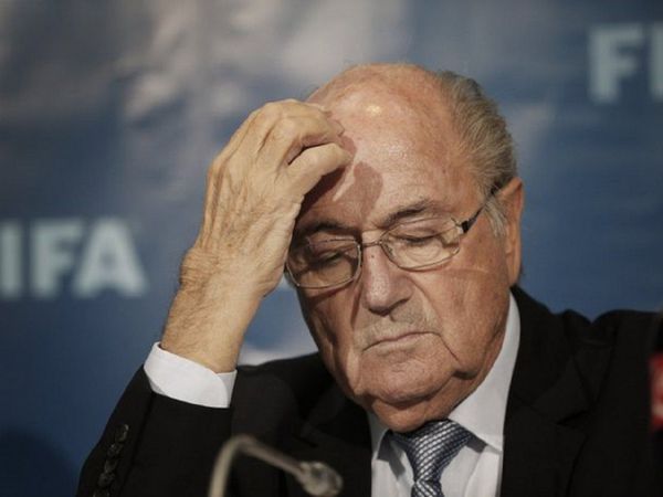 Blatter, hospitalizado en estado grave