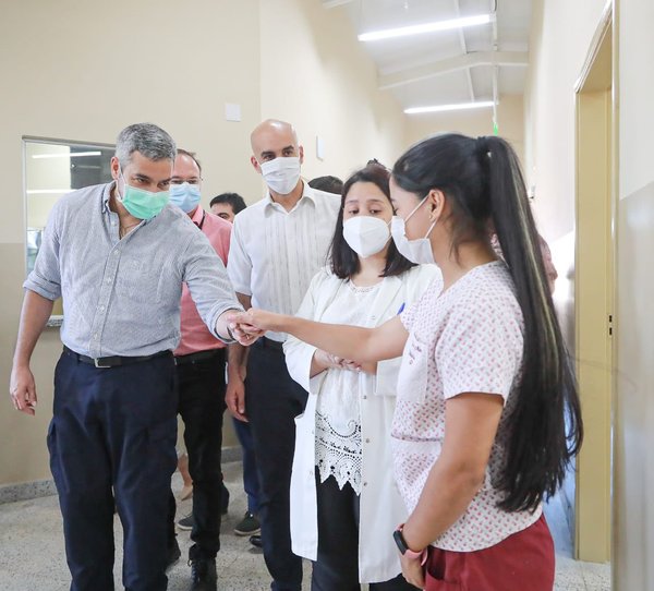 Presidente destaca impacto de las USF y millonario ahorro de Itaipu destinado a gastos sociales | .::Agencia IP::.