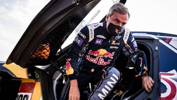 HOY / Carlos Sainz de impone en la sexta etapa y es tercero en la general