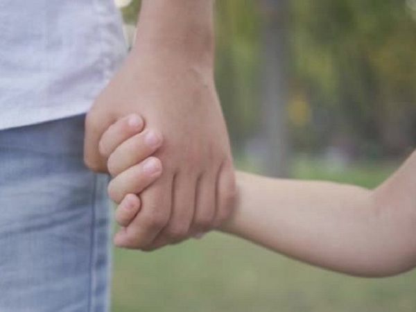 Llevaba al parque a niña de 6 años para abusar de ella