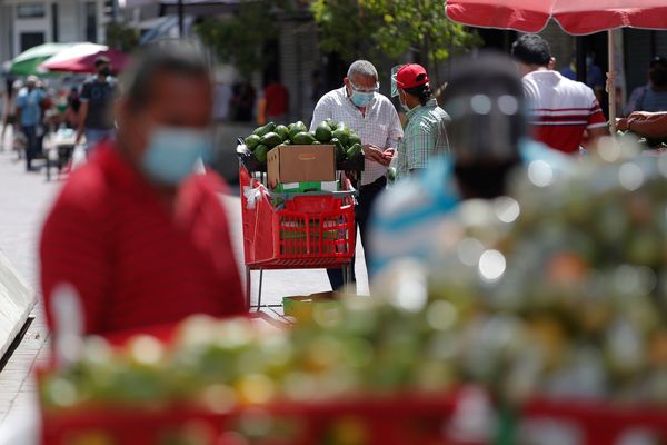 Empleo y producción con "dificultades" en Panamá pese al crecimiento en 2021 - MarketData