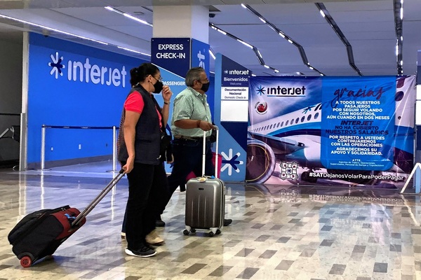 Los trabajadores de la aerolínea mexicana Interjet inician huelga por impago - MarketData