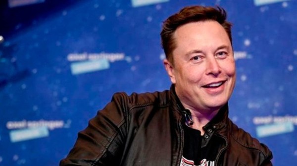 Elon Musk recomienda abandonar whatsapp por falta de privacidad y usar plataformas mas pequeñas