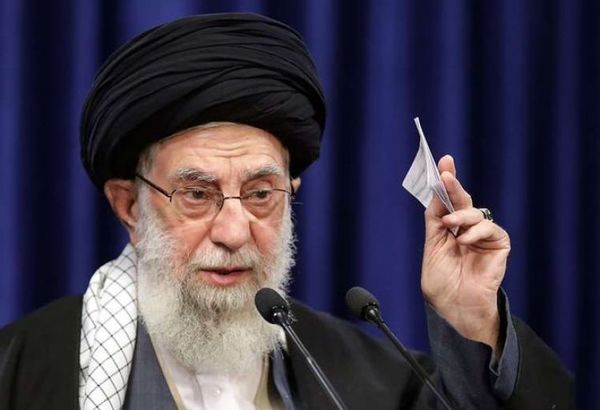 Líder iraní prohíbe importación de vacunas estadounidenses y británicas contra el coronavirus