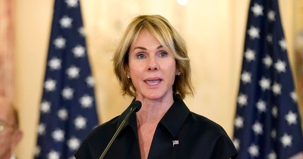 La Nación / China amenaza a EEUU por visita diplomática a Taiwán