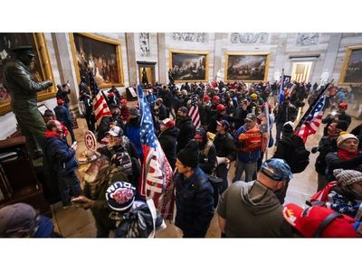El asalto al Capitolio revela el alcance del privilegio blanco en EEUU