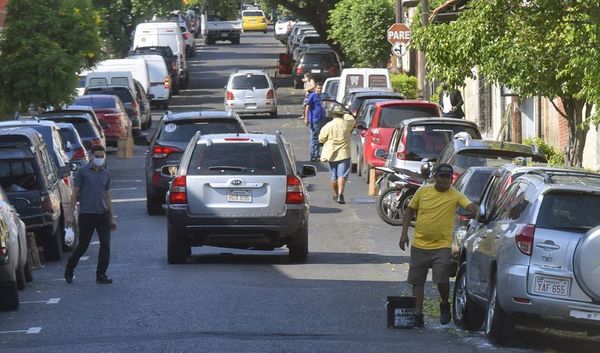 Duros con todos, menos con cuidacoches - Nacionales - ABC Color