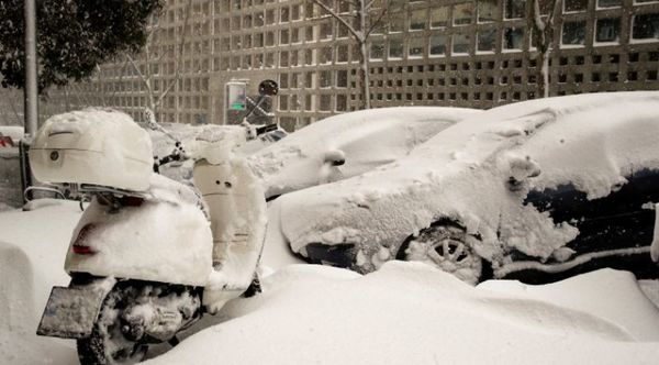 Madrid cancela todos sus vuelos por tormenta de nieve