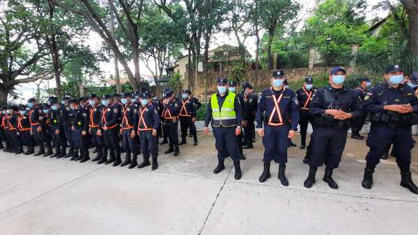 Policía Nacional lanza el "servicio verano" en San Bernardino » Ñanduti