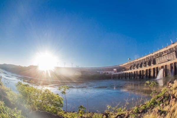 Durante el año 2020, Itaipu suministró 15.861 GWH de energía eléctrica al Paraguay