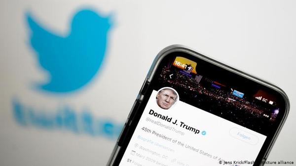 Twitter suspende de forma permanente la cuenta de Donald Trump
