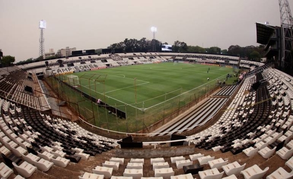 HOY / Para Uno acogerá la semifinal aplazada entre Coquimbo y Defensa y Justicia