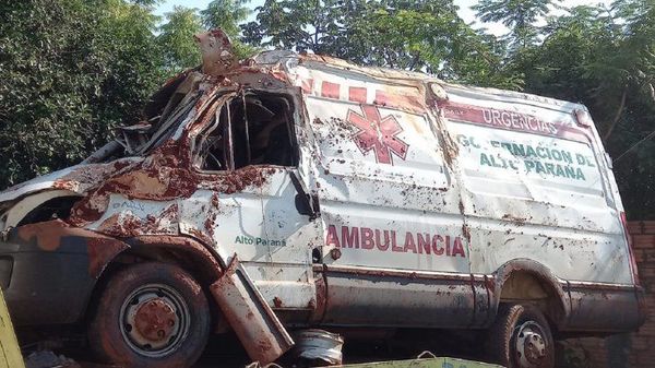 San Jose de los Arroyos | Tras vuelco de ambulancia, niña de 7 años pierde la vida