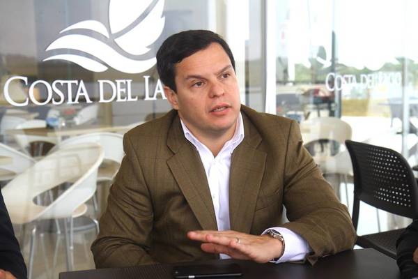 "Debemos exigir una reforma de gastos, no se puede seguir endeudando al país" dice titular de Cámara de Comercio » Ñanduti