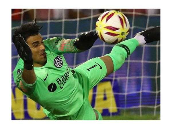 ¿Olimpia busca al Mono para su arco?