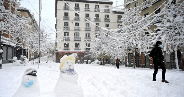 La Nación / Una tormenta de nieve en España deja al menos tres muertos