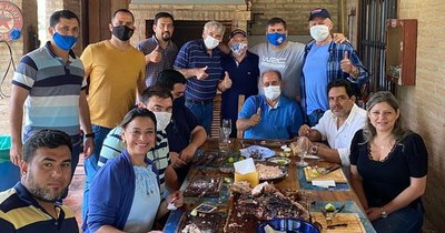 La Nación / PLRA: Equipo Joven busca unidad en reunión con dirigentes de Alto Paraná