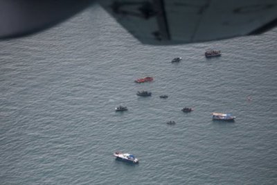 Encontraron restos humanos y la caja negra del avión que se estrelló en el mar de Indonesia » Ñanduti