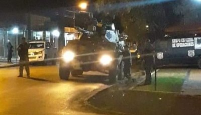 Crónica / (VIDEO) PCC atacó sede policial para liberar a su líder