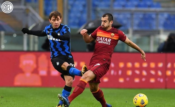HOY / Roma e Inter hacen feliz al Milan
