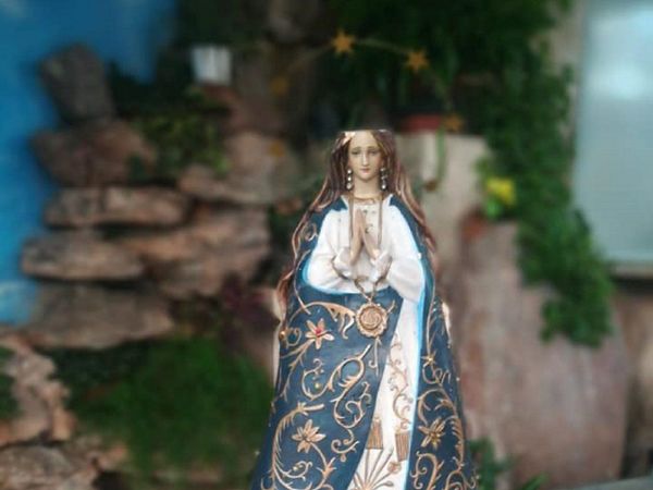 Vándalos rompen imagen de la Virgen y causan daños en oratorio de Ñemby