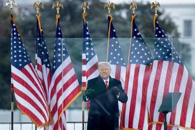 Crece el clamor para la renuncia de Trump ante silencio del mandatario - Mundo - ABC Color