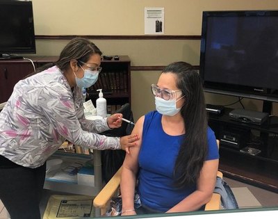 Crónica / De chiripa, paraguaya ligó pinchazo en Canadá