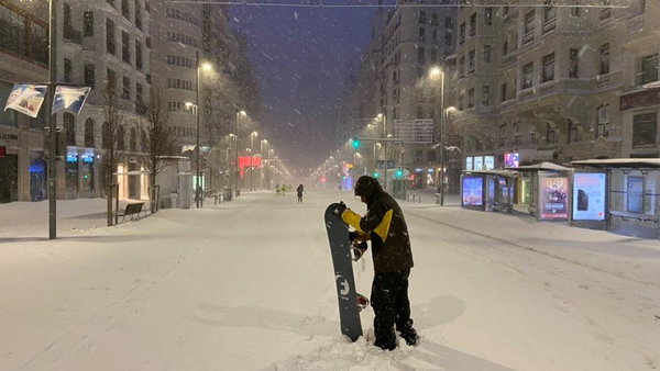 Impactantes imágenes: Madrid, aislada por una tormenta histórica