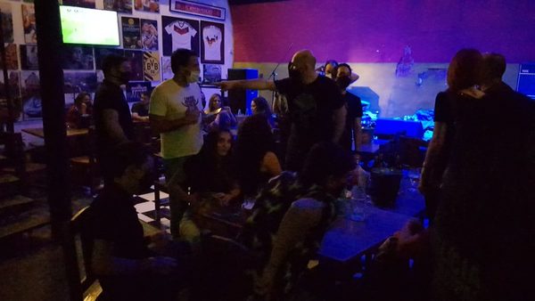 Asunción plagada de locales nocturnos que se camuflan para violar ley sanitaria - ADN Digital