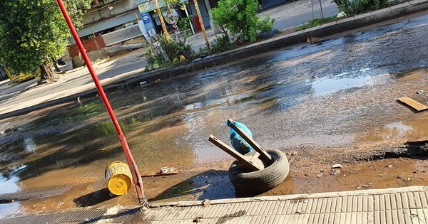 La Nación / Denuncian que Essap no responde a llamadas de usuarios por reclamos