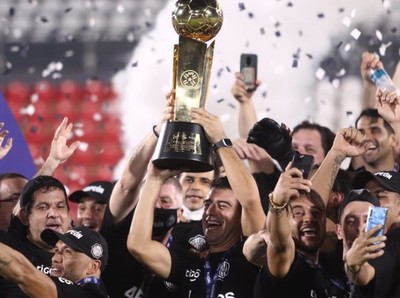 Congratulaciones de Gianni Infantino al Club Olimpia - APF
