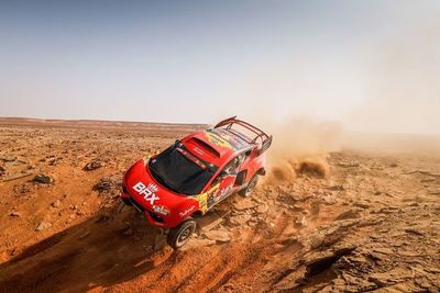 Sébastien Loeb abandona el Dakar - Automovilismo - ABC Color