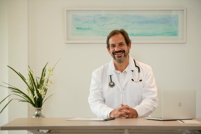 Médico paraguayo se destaca en Estados Unidos - ADN Digital