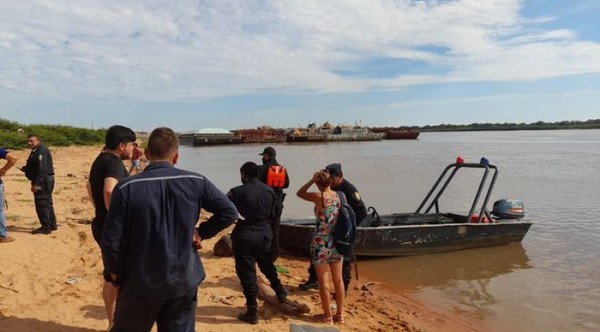 Buscan a adolescente que desapareció en aguas del río Paraguay