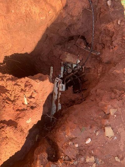 Excavaciones de constructura destruyen ductos de Copaco y deja sin servicio a 3.000 usuarios en Villa Morra  - Nacionales - ABC Color