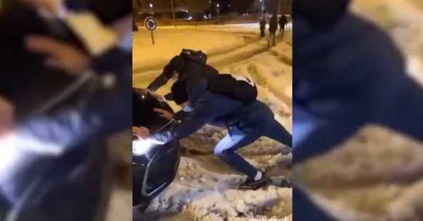 Temporal en España: Los obligaron a jugar y terminaron empujando autos en la nieve - C9N