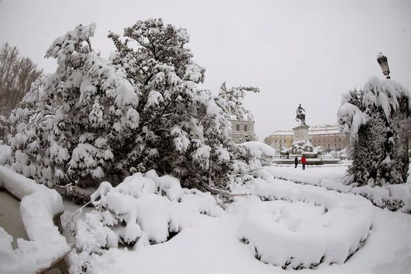 No hay reporte de paraguayos afectados por temporal de nieve en España - Nacionales - ABC Color