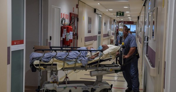 La Nación / Juez argentino obliga a sanatorio a administrar dióxido de cloro a paciente con COVID-19