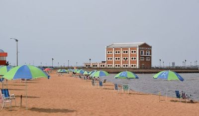 Balnearios, piscinas y playas requerirán triple autorización para habilitación  - Nacionales - ABC Color