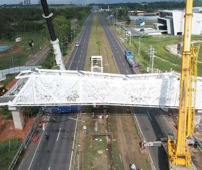 Pasarela de oro del MOPC genera críticas