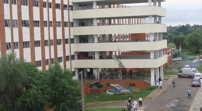 Crónica / Dos “héroes de blanco” fallecieron por el virus