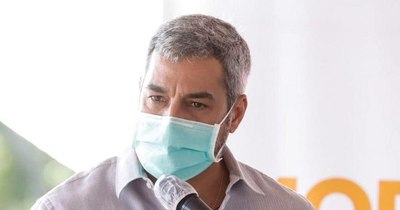 La Nación / Abdo pide aplausos por su gestión