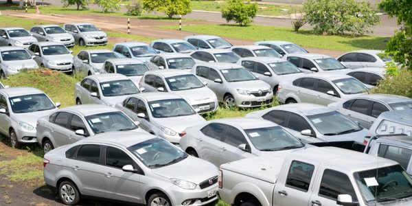 ITAIPU, lado brasileño, pone FIN a LUJOS y gastos SUPERFLUOS con VEHICULOS