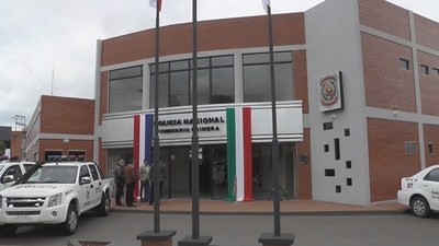 Motoasaltantes despojan dinero en efectivo de una mujer en pleno centro de Encarnación