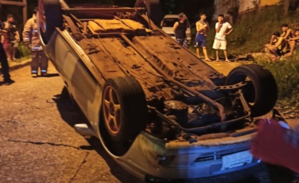 Volcó su vehículo sufriendo algunas lesiones y daños materiales