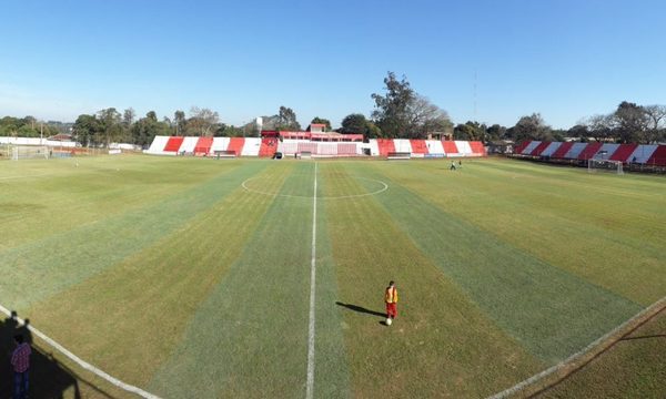 Ingresan proyecto para construcción de gradería y lumínica en cancha de General Caballero