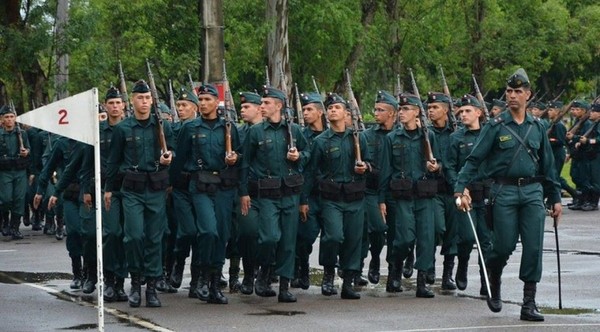 Inscriben a jóvenes para servicio militar y defensor del pueblo pide la suspensión