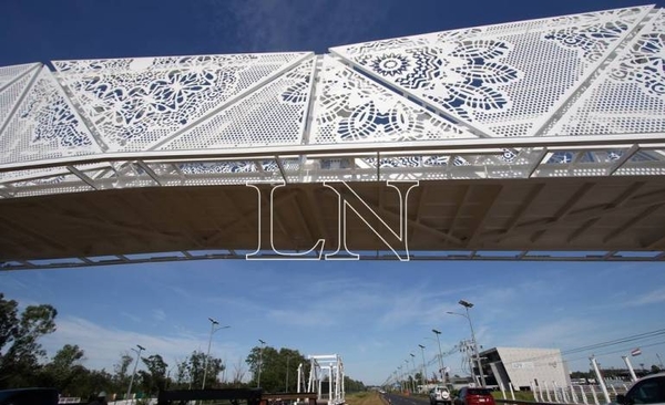 HOY / Pasarela de Ñandutí: “En los diseños siempre hay una cuestión de gustos”