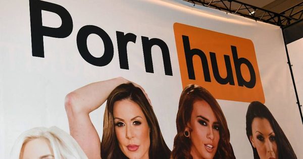 En un cambio drástico de políticas, Pornhub prohíbe subir material no verificado | OnLivePy